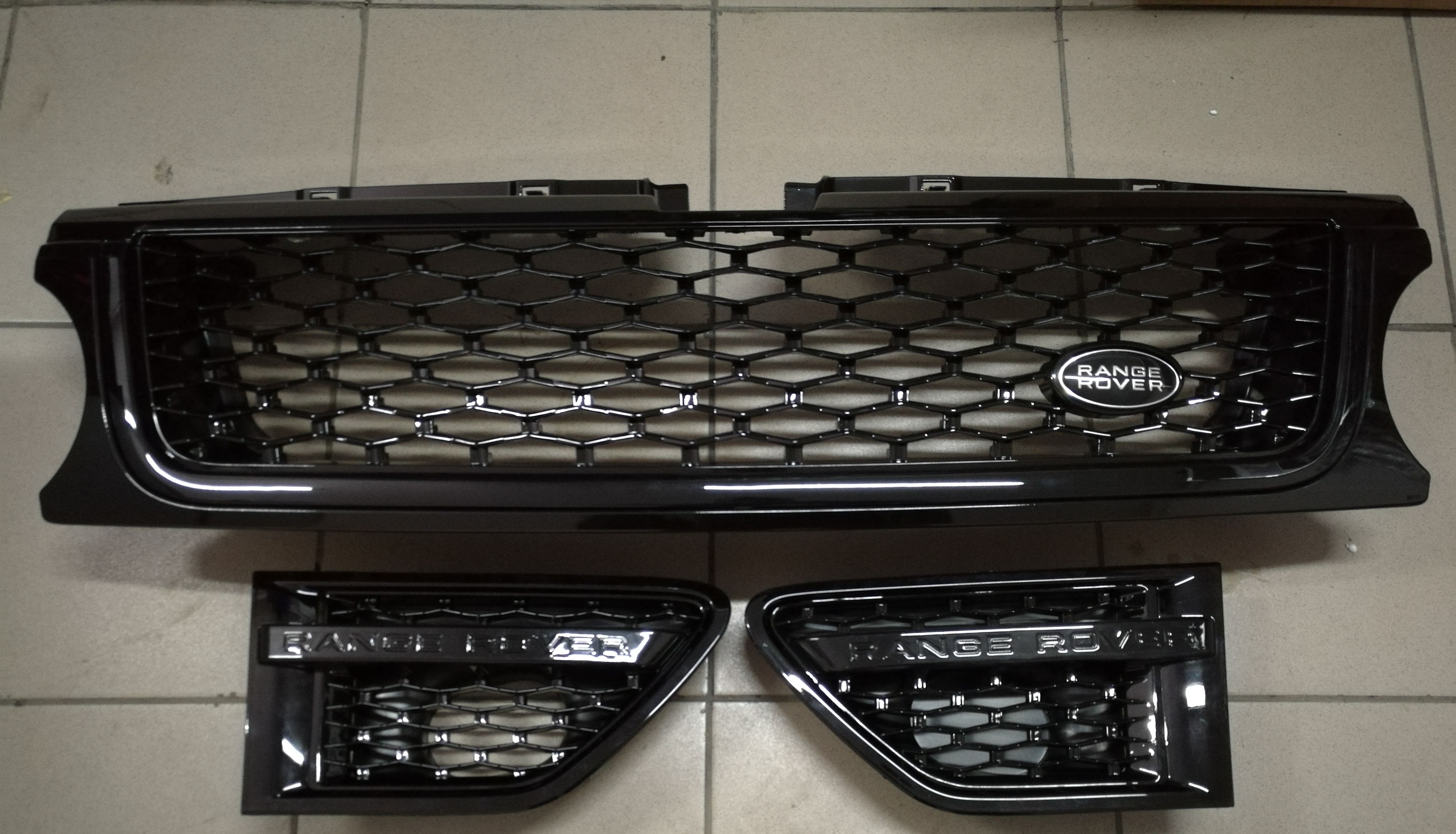 Решетки радиатора и жабры в стиле Autobiography для Range Rover Sport 2010-2013