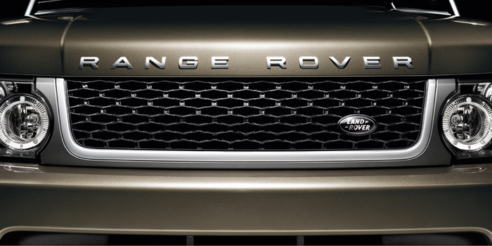 Решетка радиатора Range Rover Sport 2010-2013