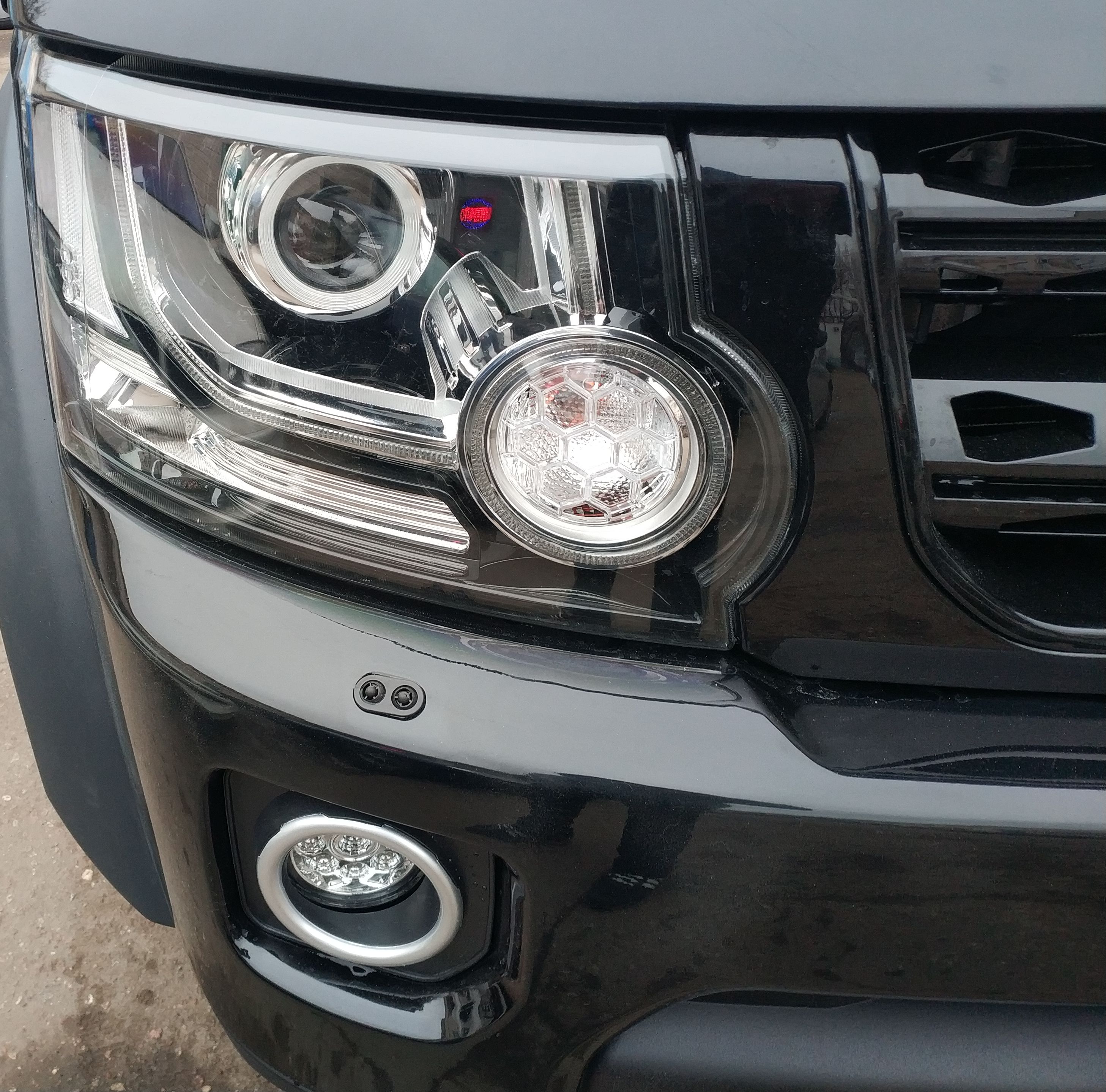 Рестайлинг перед Land Rover Discovery 4 + 2014